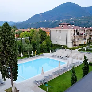 Pool - Relais Fasanella - By Host4u Apartment