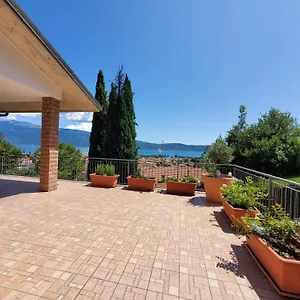 Garda Sunshine Apartment